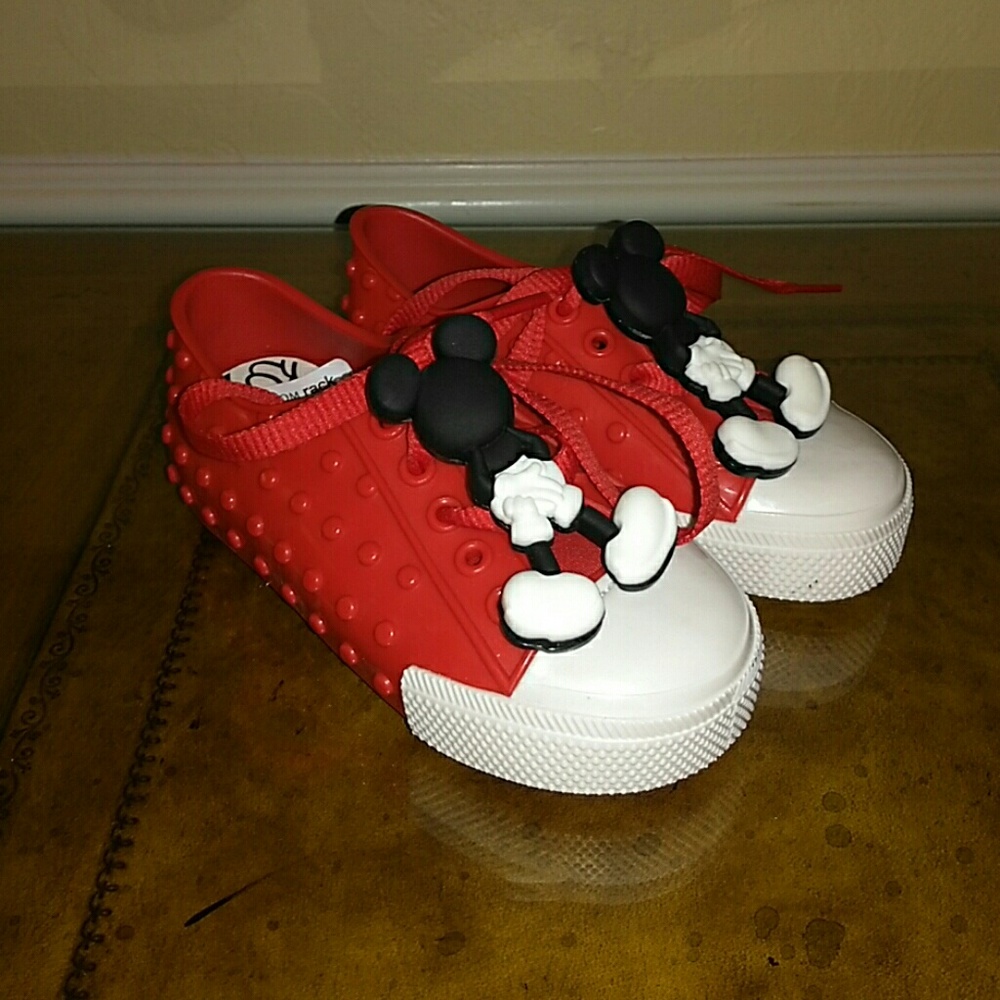 New Mini Melissa

Red Disney Jelly Trainers